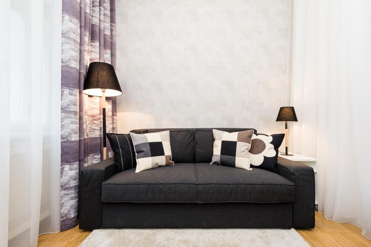 Modern Apartment Charvatova Прага Экстерьер фото