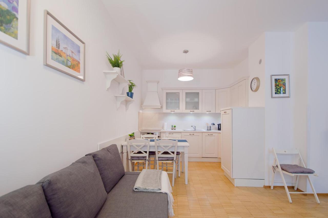 Modern Apartment Charvatova Прага Экстерьер фото